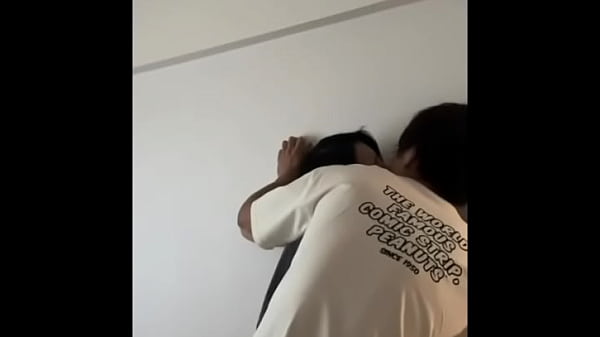 【ハプニングバー】超美人と別室に行き即挿入濃厚生ハメSEXで壊れるまでイキ狂う　ハメ撮り　はめどり　立ちバック　アクメ　絶頂　喘ぎ声　淫乱　巨乳　美少女　かわいい　個人撮影　素人　日本人　えむゆみ