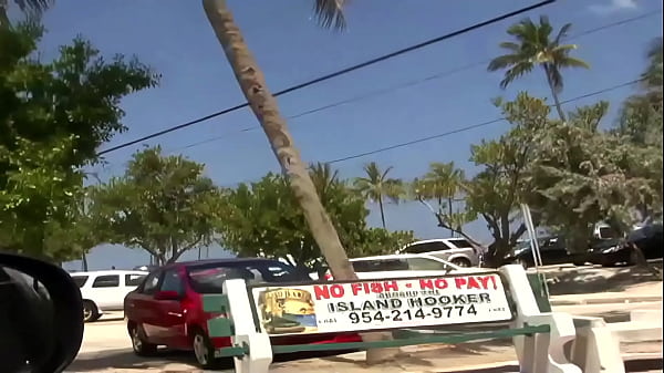 Eva Cruz Is Really Close With Her Neighbor